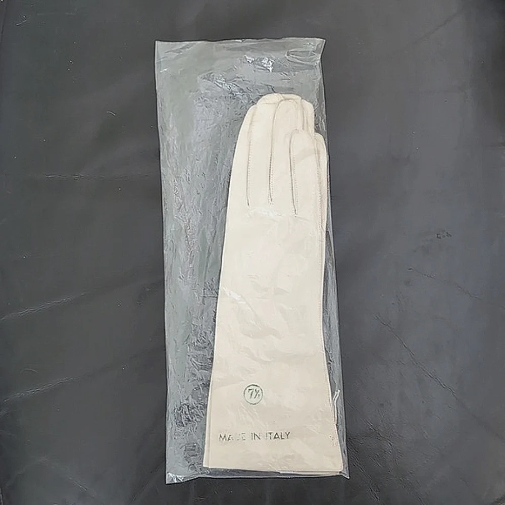 Vintage new unlined ivory/cream Italian leather gloves size 7 1/2 - Picture 4 of 5